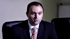 Adomniţei a fost operat pentru deviaţie de sept
