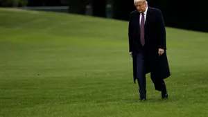 Cu ce medicamente ar putea fi tratat cel mai puternic om al planetei. Protocol de tratament anti-Covid pentru Trump