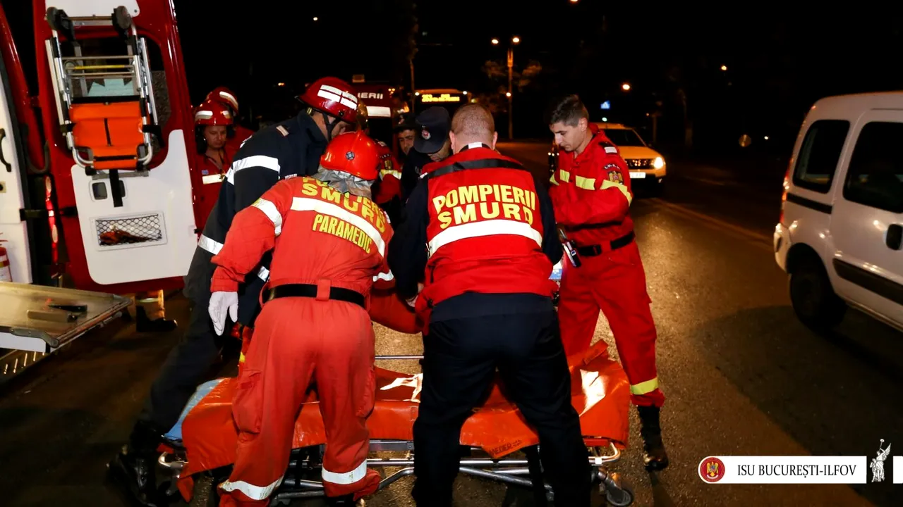 Incendiu la un bloc de locuinţe din Capitală. O femeie de 79 de ani a murit