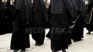 Femeile din grupul Stat Islamic nu au voie să lupte, dar se ocupă de recrutare şi propagandă