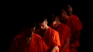 Minori din penitenciar vor juca teatru la tribunal