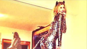 Fergie, apariţie senzaţională în costum de baie, la 41 de ani