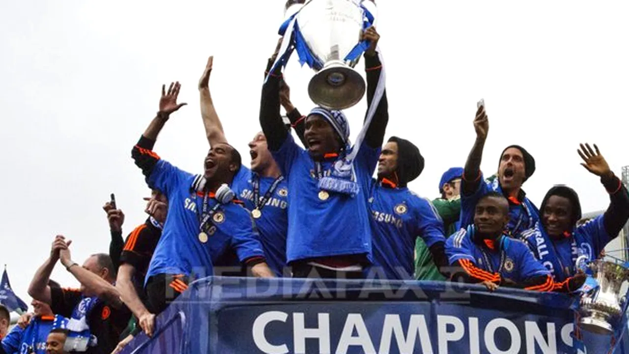 Trofeul Ligii Campionilor a fost stricat. Trei angajaţi ai Chelsea au rupt un mâner al cupei