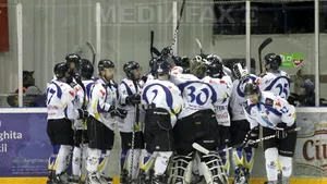 Corona Braşov a câştigat titlul de campioană la hochei pe gheaţă
