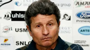 Zece jucători de la 