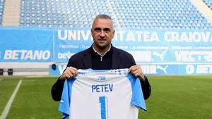 Universitatea Craiova l-a prezentat marţi pe al patrulea antenor principal din acest sezon