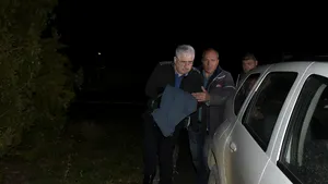 Şeful Poliţiei Sinaia, acuzat de trafic de influenţă, a fost arestat preventiv