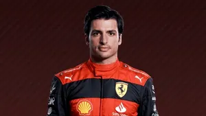 Sainz va concura pentru Ferrari până în 2024