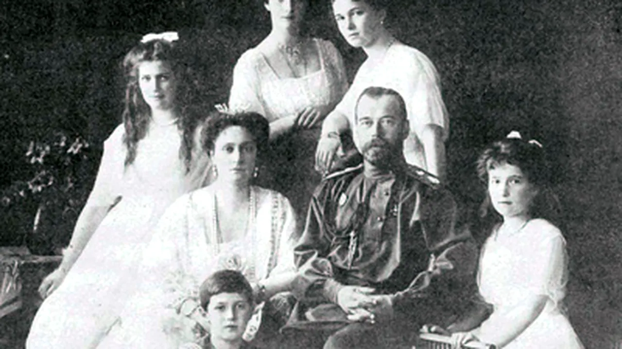 Curtea Supremă din Rusia a reabilitat familia ţarului Nicolae al II-lea
