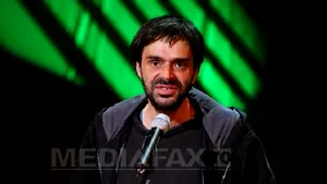 Cineastul Răzvan Rădulescu, jefuit în drum spre Italia. Scenaristul urma să facă parte din juriu la Festivalul de Film de la Veneţia