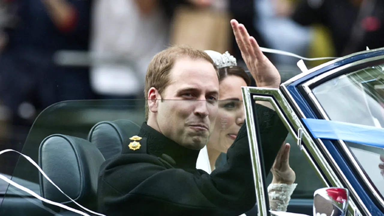 Fotografii din viaţa prinţului William care au stârnit controverse în Marea Britanie. Informaţii militare confidenţiale, postate pe internet - GALERIE FOTO