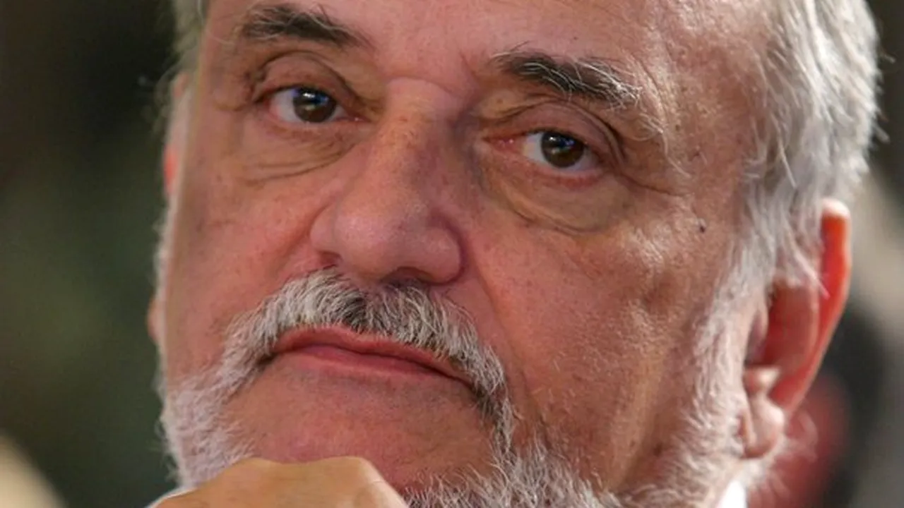 DINU PATRICIU A FOST ACHITAT ÎN DOSARUL ROMPETROL: 