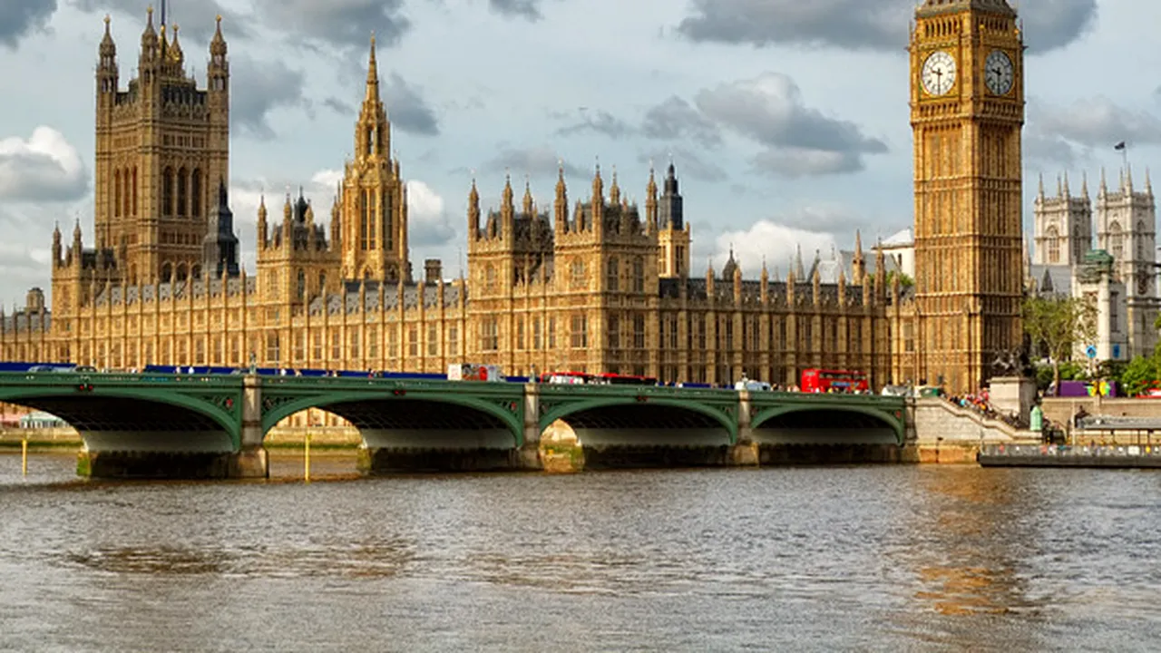 ANALIZĂ: Parlamentul britanic poate bloca ieşirea din UE. Indiciile care arată că de fapt euroscepticii nu vor Brexit