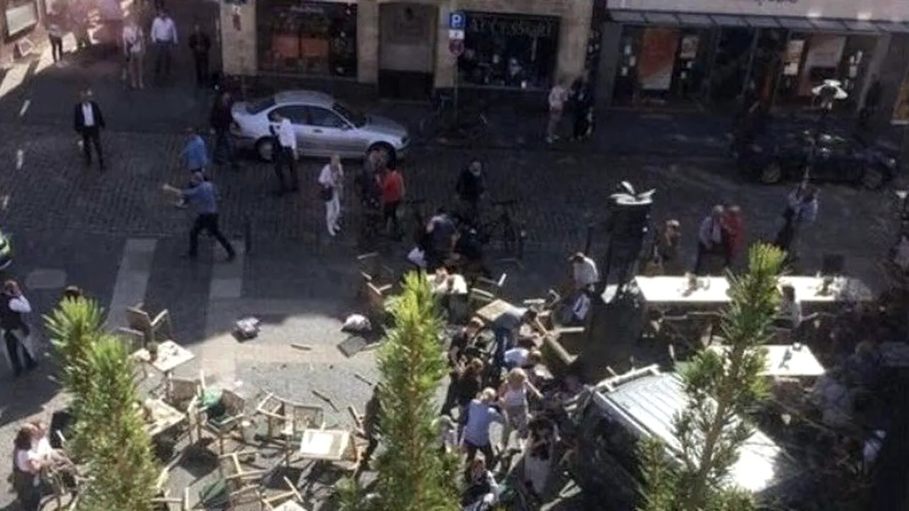 ATAC în Germmania: Cel puţin patru morţi şi 20 de răniţi după ce o maşină a intrat într-un grup de pietoni în oraşul Munster, într-o zonă cu multe terase şi restaurante. Cine este autorul atacului  | VIDEO
