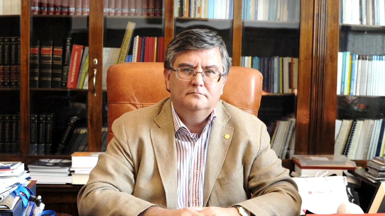 Ministrul Educaţiei, Mircea Dumitru: Nu voi ezita să trimit Corpul de Control să verifice numirile directorilor la şcoli