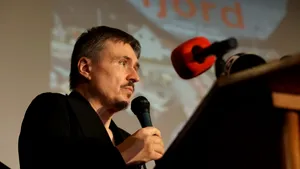 Cristian Mungiu brings “Fjord” to romanian audiences earlier