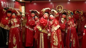 Explozia căsătoriilor în China de ziua palindromului. Pe 22.02.2022, 4.000 de cupluri şi-au oficializat relaţia în Beijing