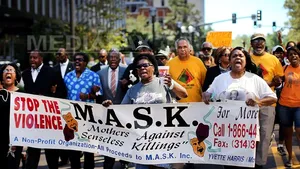 Barack Obama face apel la calm, după uciderea unui tânăr de culoare de către un poliţist