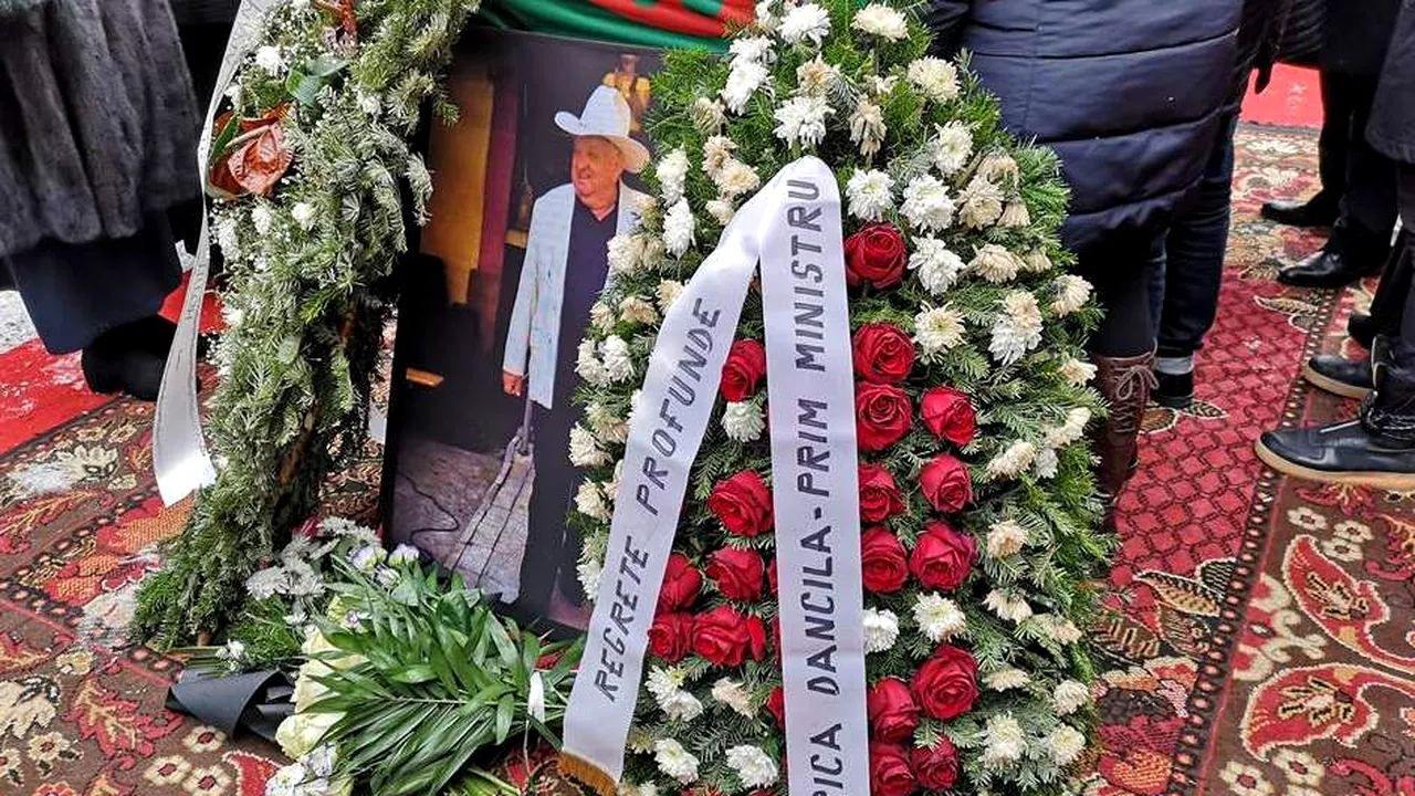 Confetti şi flori din partea premierului Dăncilă, la înmormântarea bulibaşei din Gilău, cel care a fost înhumat într-un loc controversat | FOTO