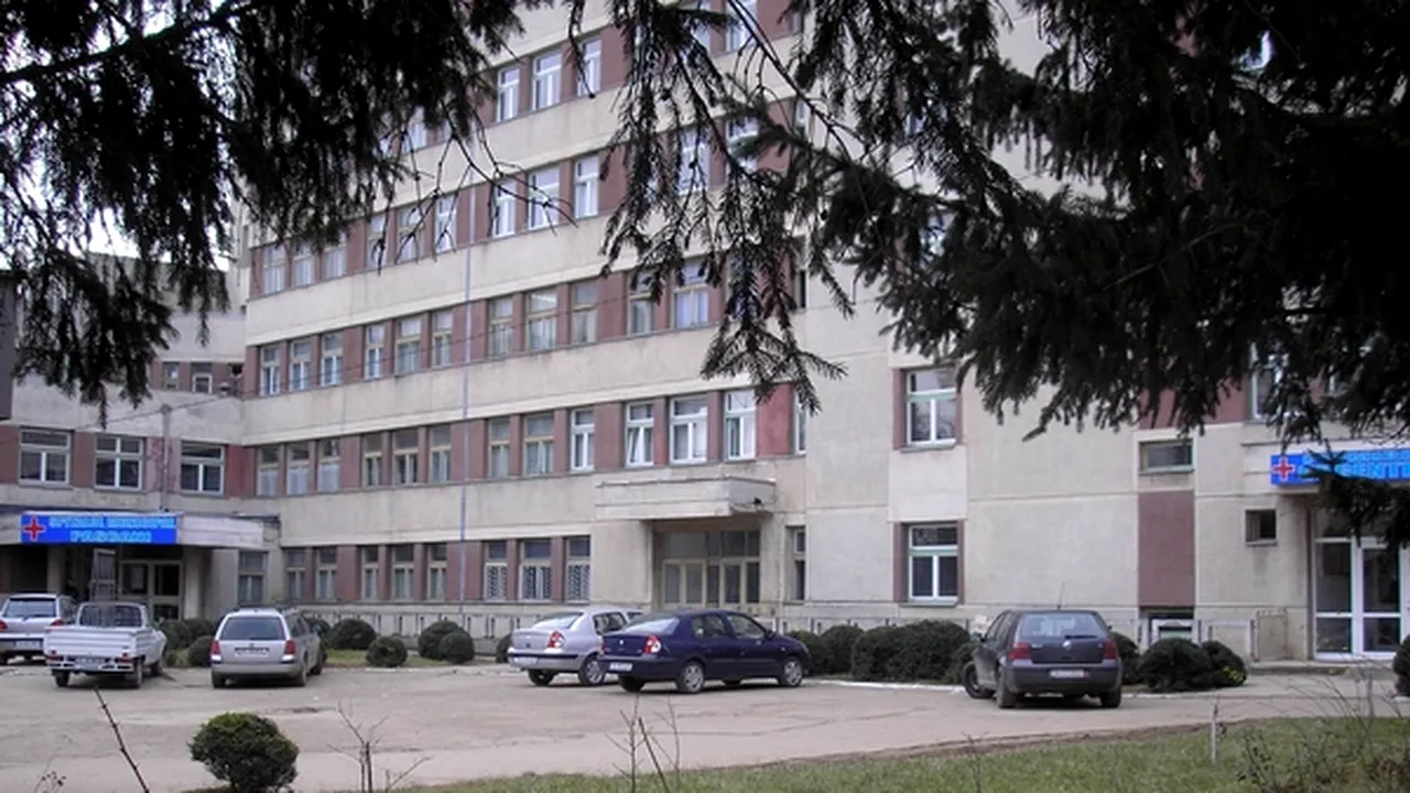 Focarul de la Spitalul Paşcani se extinde în rândul cadrelor medicale şi al pacienţilor. Noi victime COVID-19 
