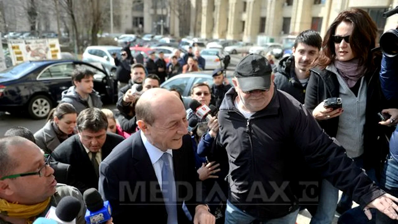 Traian Băsescu, citat marţi de procurori pentru a fi audiat în dosarul de şantaj