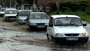 Bacău: Întreruperi în furnizarea apei potabile din cauza creşterii turbidităţii, provocată de ploi