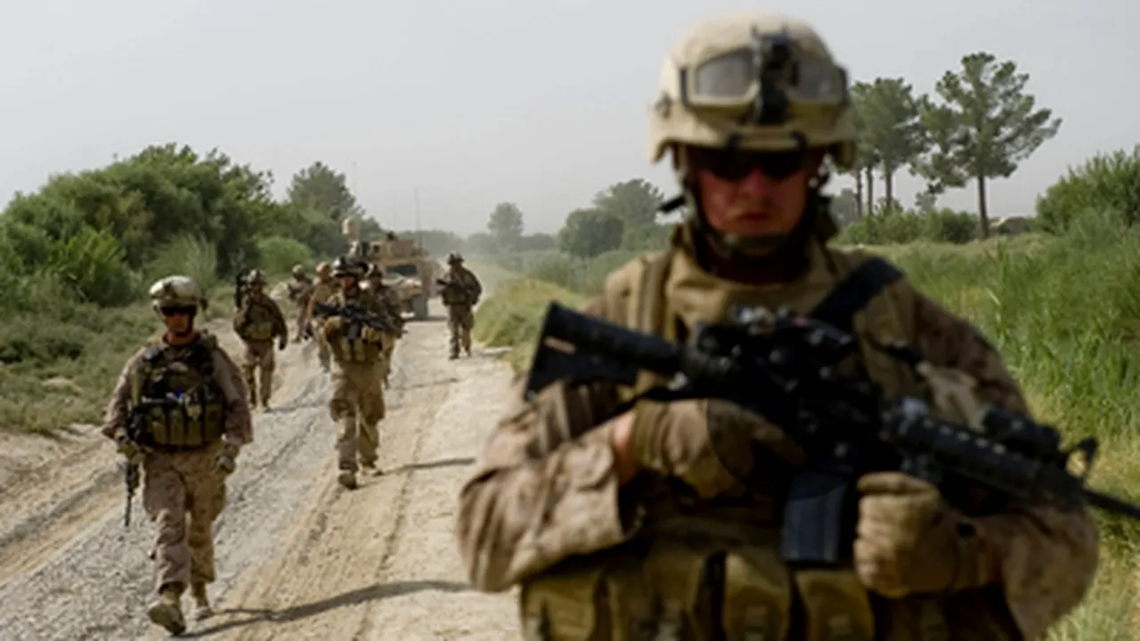 Obama a cerut aliaţilor 10.000 de militari suplimentari pentru Afganistan