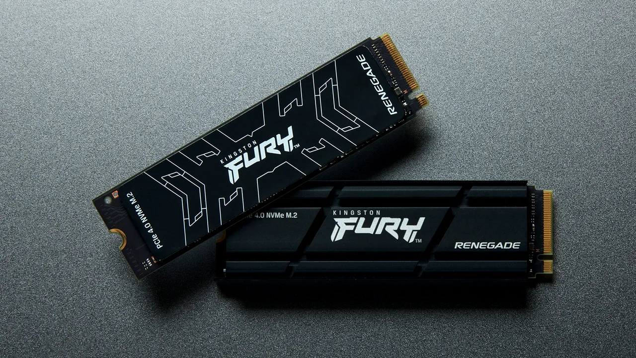 Kingston FURY actualizează SSD-ul FURY Renegade oferind şi un model cu radiator