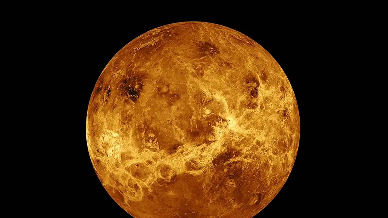 Studii recente indică o activitate vulcanică persistentă pe Venus