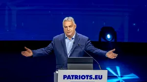 Viktor Orbán promite măsuri împotriva presei și a ONG-urilor într-un discurs cu teorii ale conspirației