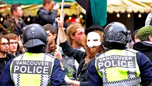 Poliţia din Vancouver l-a arestat pe liderul manifestaţiilor împotriva JO