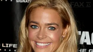 Denise Richards s-a împăcat cu fostul ei iubit, Richie Sambora