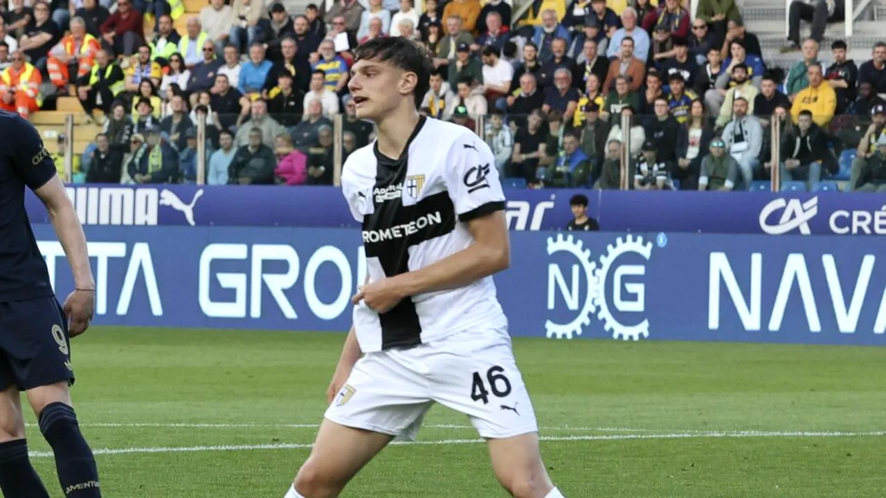 Liverpool FC a prezentat transferul oficial al fundașului italian Giovanni Leoni de la Parma