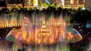 Fântânile din Piața Unirii: Revin spectacolele de apă, muzică și lumini, anunță Primăria Capitalei