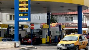 Profitul Petrom s-a înjumătăţit în primul semestru al anului, la 867 milioane de lei