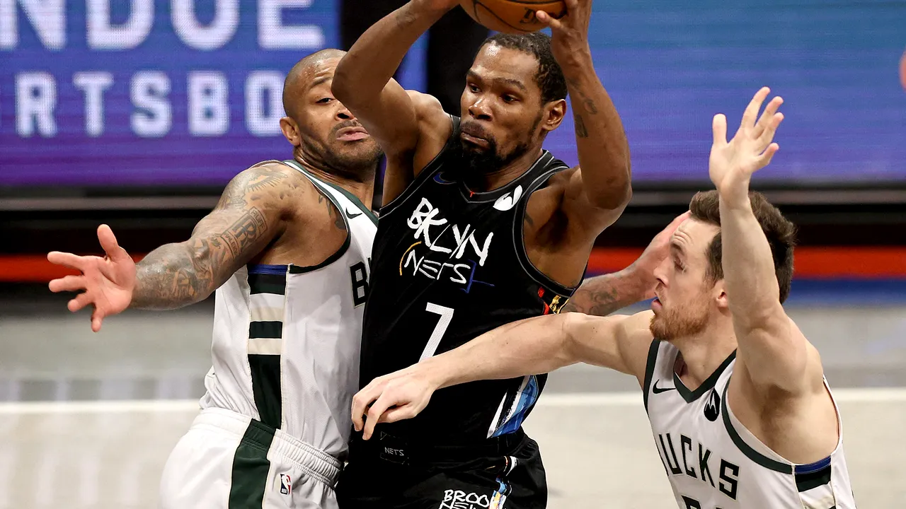 VIDEO Kevin Durant a făcut senzaţie în playoff-ul NBA. Adversarii au rămas fără cuvinte