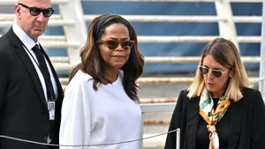 Oprah Winfrey ar fi blocat un drum vital în timpul alertei de tsunami în Hawai. Vedeta TV neagă