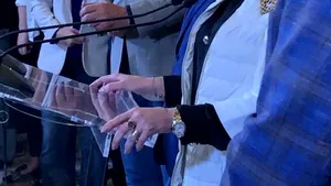 Dăncilă a spus de unde are ceasul scump cu care a fost văzută şi cât ar costa: Soţul meu nu ar fi alocat 20.000 de euro pentru unul