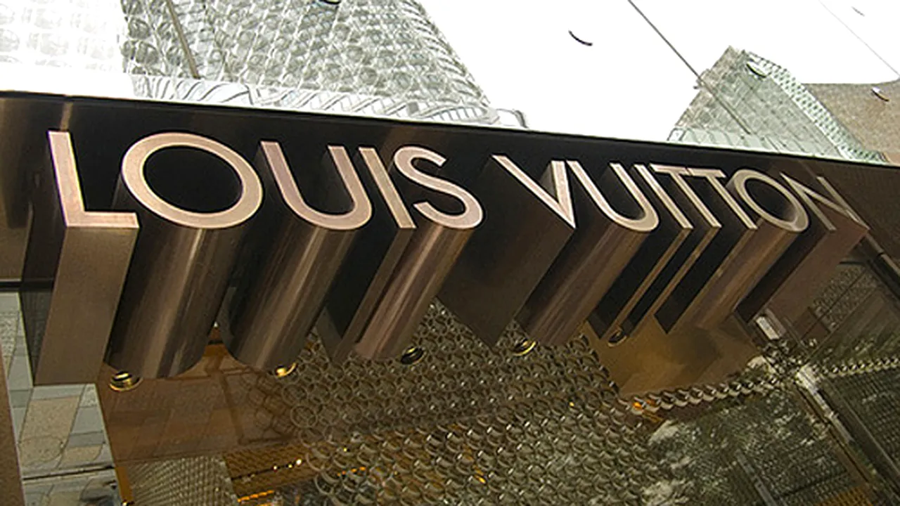 Activiştii pentru drepturile animalelor cumpără acţiuni ale Louis Vuitton