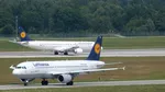 Panică la bordul unui avion: Baterie externă în flăcări în timpul zborului