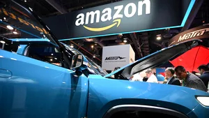 Un important producător de maşini electrice se prăbuşeşte pe bursă. Ford renunţă la acţiunile pe care le deţine în companie