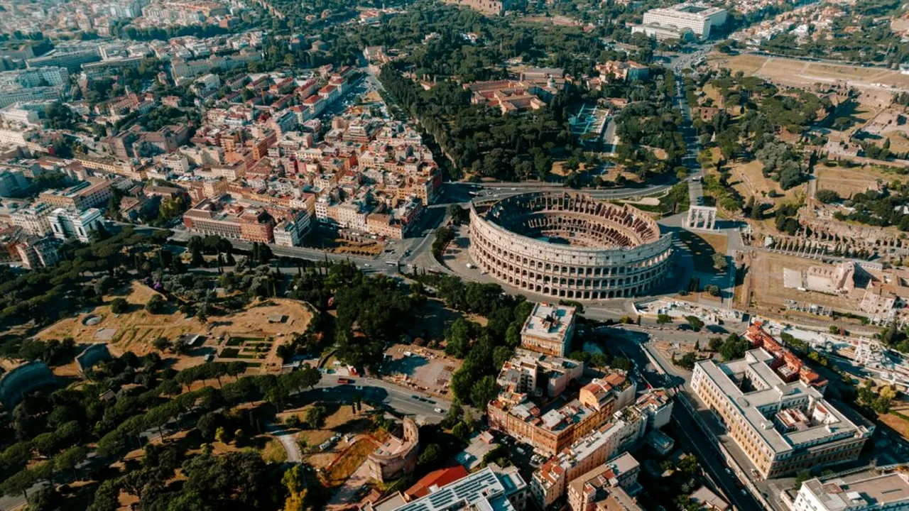 Aproape una din șapte afaceri din Roma este deținută de străini. Ce îi nemulțumește pe comercianții italieni