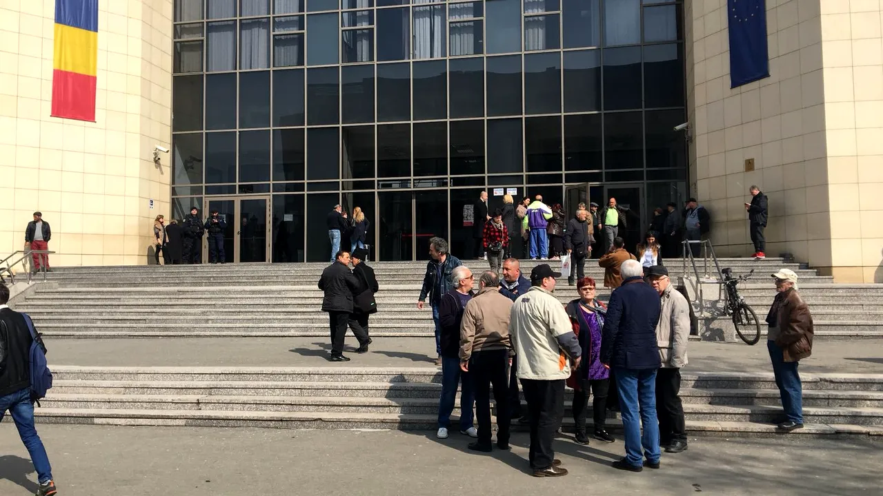 Judecătoarea Elena Burlan de la Tribunalul Bucureşti, trimisă în judecată de DNA pentru luare de mită