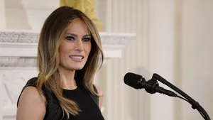 Ce a vrut să spună? Prima Doamnă a SUA a dat like unui tweet în care zâmbetul său se transformă în grimasă