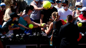 Roland Garros 2021, în era COVID-19. 5.400 de spectatori vaccinaţi sau cu test negativ au acces, zilnic, la turneu