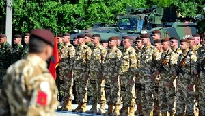 MApN a organizat Ziua Porţilor Deschise, cu o expoziţie de armament şi tehnică militară modernă