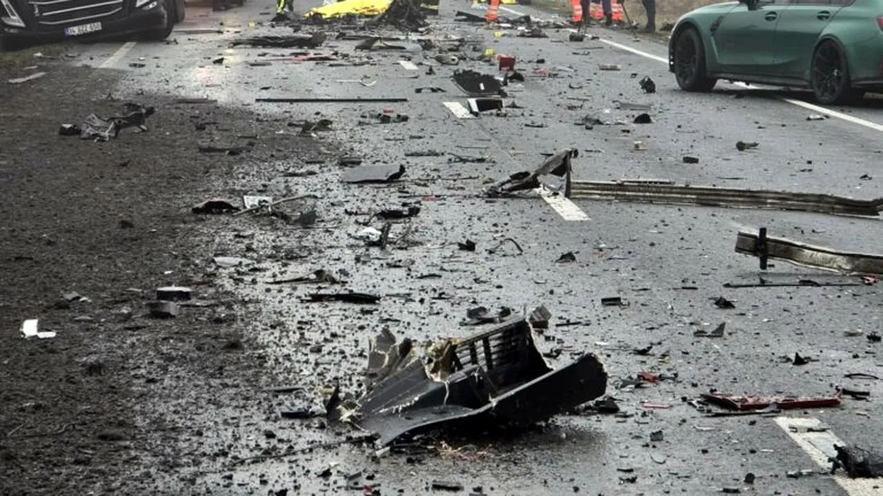 UPDATE: Accident cumplit în Timiș! Șapte oameni au murit