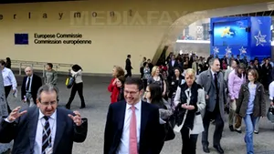 Comisia Europeană cunoaşte dezbaterea politică din România privind reorganizarea, dar nu a fost notificată oficial