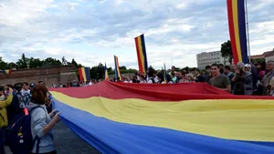 INSCOP Research: Aproape două treimi din populaţie susţin unirea României cu Republica Moldova 