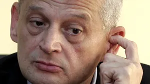 COM: Capitala - un primar ales de o minoritate şi un Consiliu unde partidele mici au ultimul cuvânt
